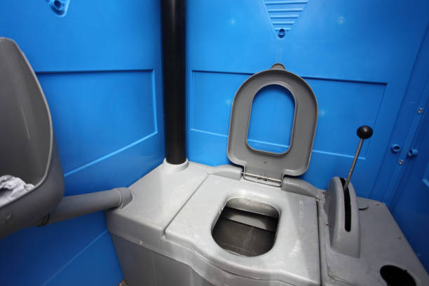 Best Portable Restroom Servicing (Cleaning and Restocking)  in Spring Valley, NY